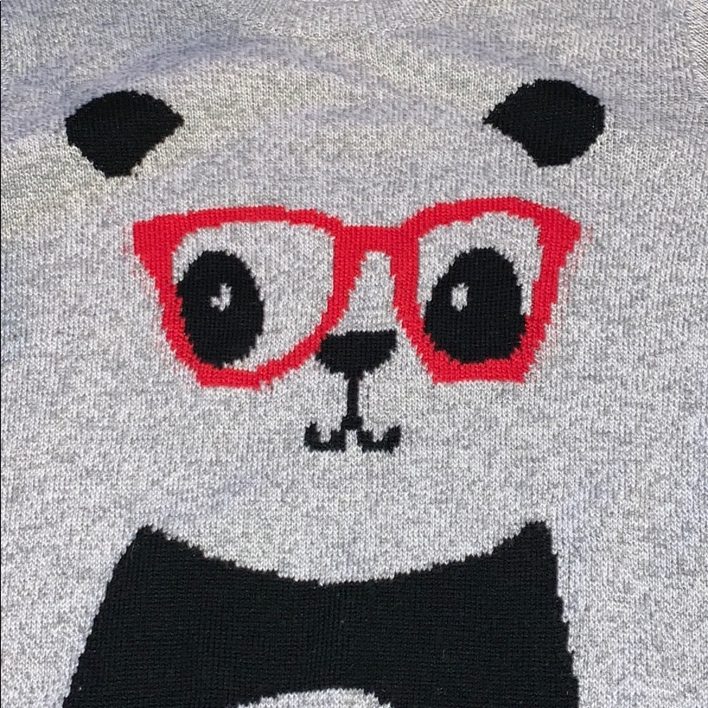 Panda sweater - Picture 2 of 3